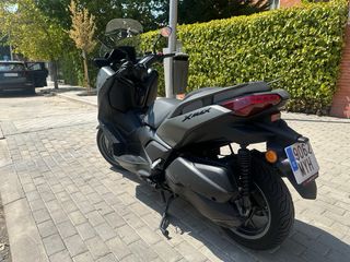 Yamaha XMAX 300