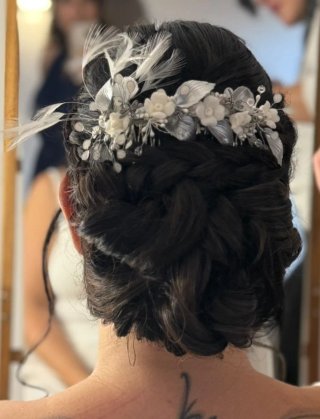 Tocado novia plateado y blanco
