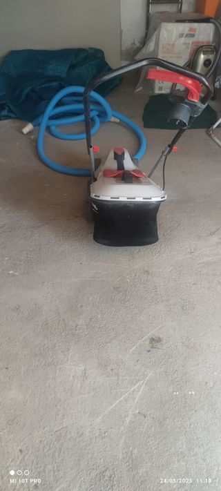 Cortacésped eléctrico