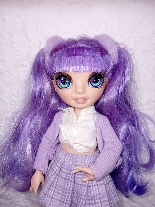 Muñeca Rainbow High Lila