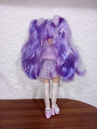 Muñeca Rainbow High Lila