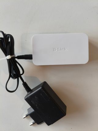 Switch D-Link 5 puertos - 100mbs