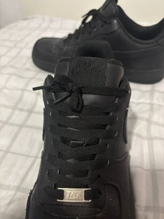 Nike Air Force 1 negras