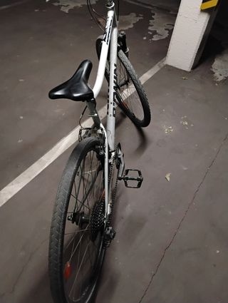 Bicicleta 29" Btwin Trekking