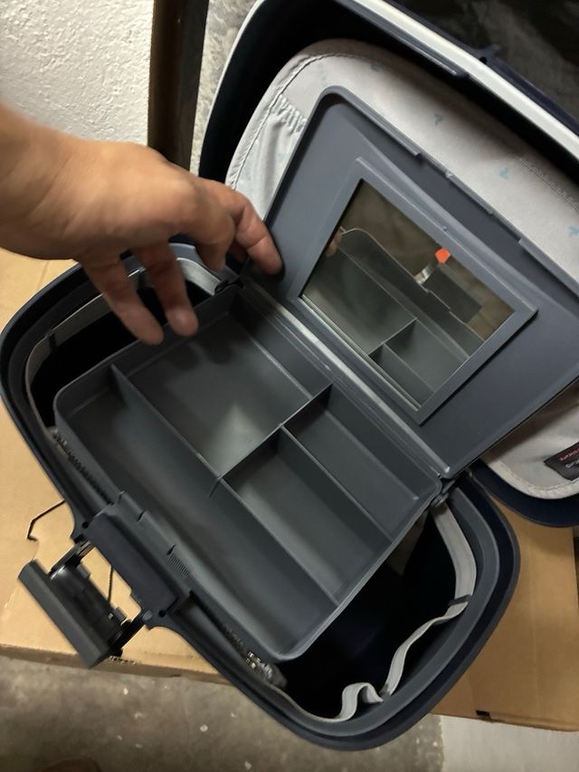 Neceser joyero rígido Roncato azul marino