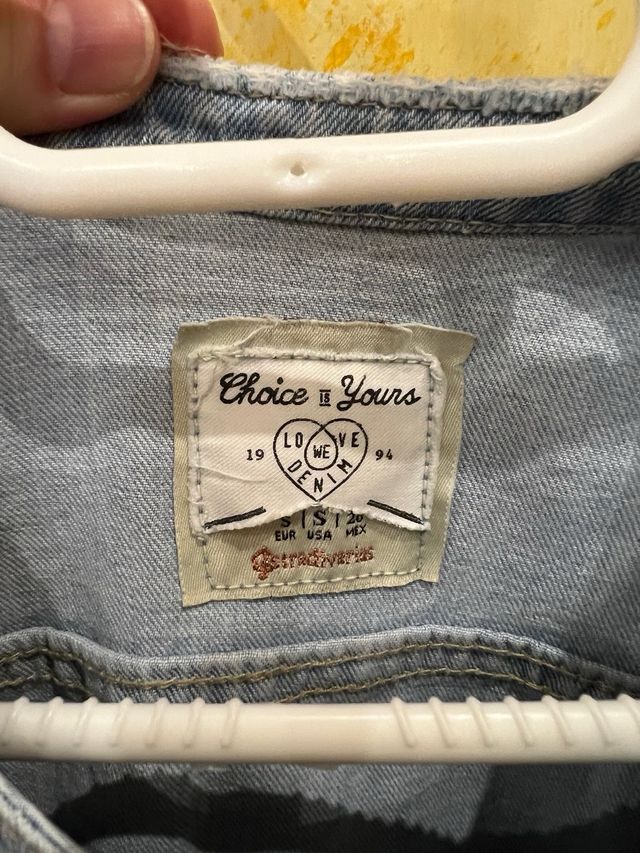 Cazadora vaquera Stradivarius talla S