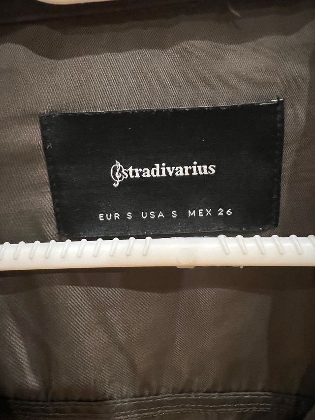 Cazadora Stradivarius marrón - Talla S