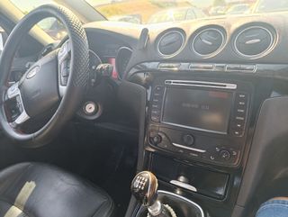 Ford Galaxy 2013