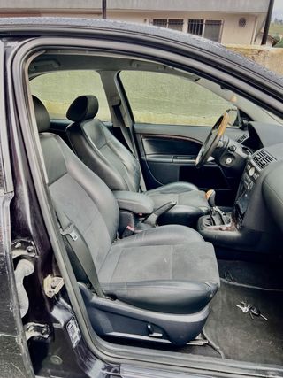 Ford Mondeo 2004