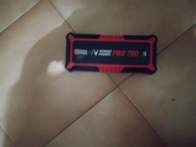 Arrancador Nomad Pro 700