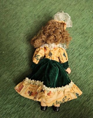 Muñeca porcelana antigua