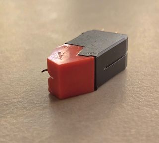 Cápsula y Agujas Nakaoka C 501 MP para tocadiscos