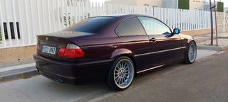 BMW Serie 3 E46 330i INDIVIDUAL