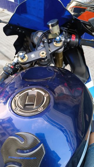 Negociable Suzuki GSXR 600 k5 Azul