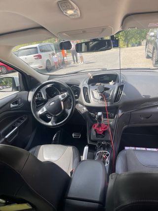 Ford Kuga 2014