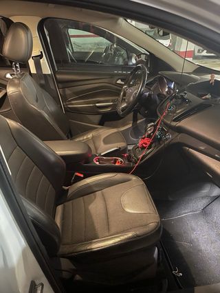 Ford Kuga 2014