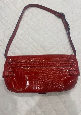 Bolso rojo Stradivarius