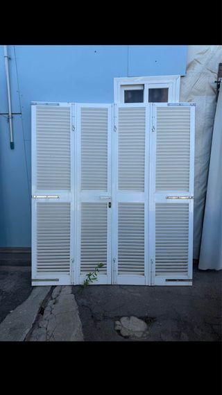 Puerta mallorquina de aluminio