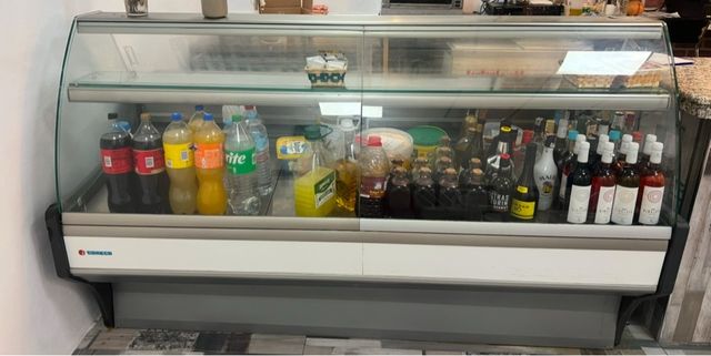 Vitrina refrigerada Coreco