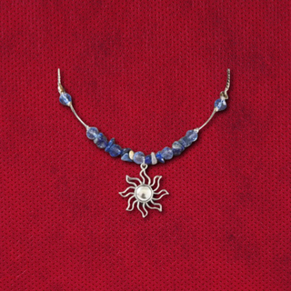 Collar boho azul plata de sol y piedras