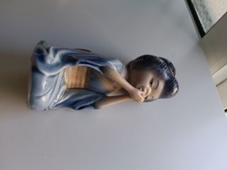 3 Figuras porcelana japonesas