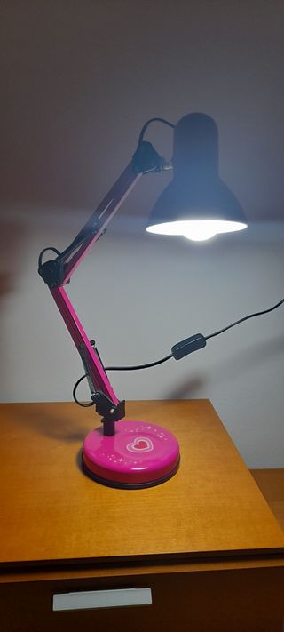 Lampara escritorio rosa juvenil