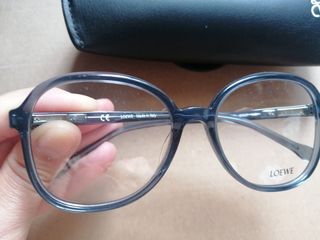 Gafas Loewe - montura gris marrón