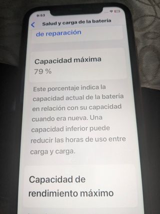 iPhone 11 rojo - 64 GB
