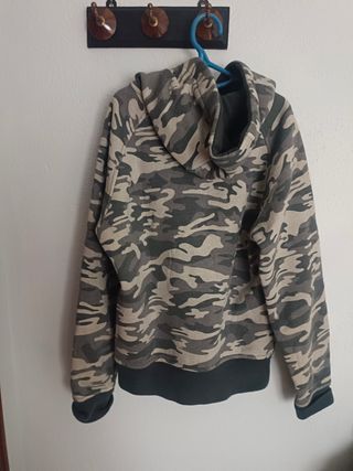 Sudadera camuflaje marrón