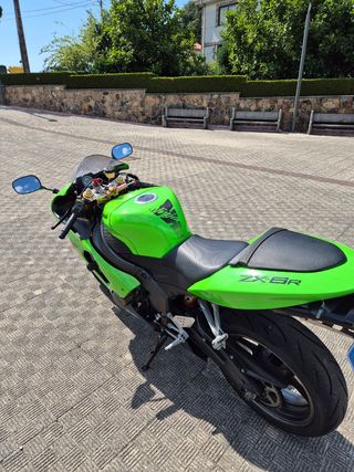 Kawasaki ZX-6R 636 Ninja
