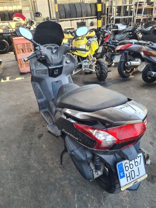 Kymco Super Dink 125: piezas