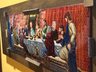 Santa Cena: Mural de esmalte plata