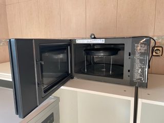 Microondas LG MH7265DPS - Negro