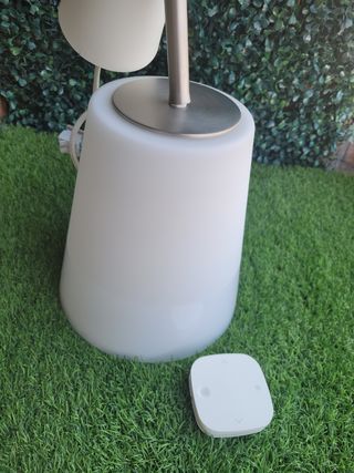 Lámpara colgante de techo en  blanco.Ikea. 