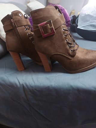 Botas Marrón - Tacon