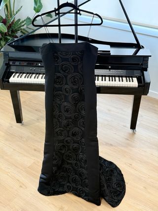 Vestido largo Adolfo Domínguez negro