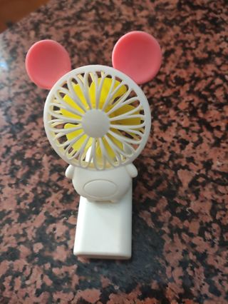 Mini ventilador de mesa