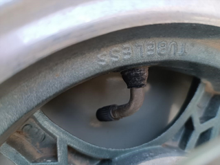 Llanta delantera YUKI DAK 125