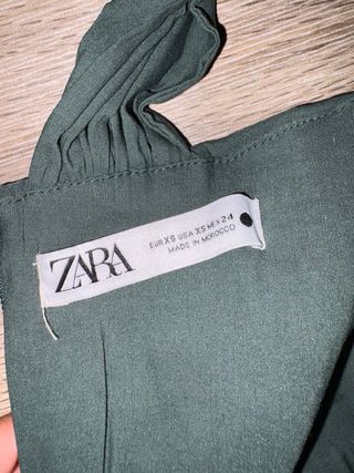 Vestido Zara verde oscuro XS