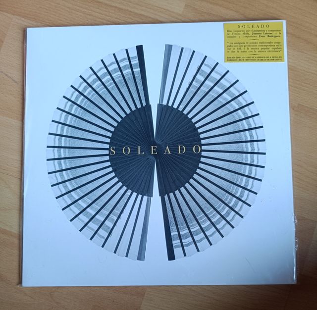 VINILO SOLEADO-JUAMMA LA TORRE(VETUSTA MORLA)
