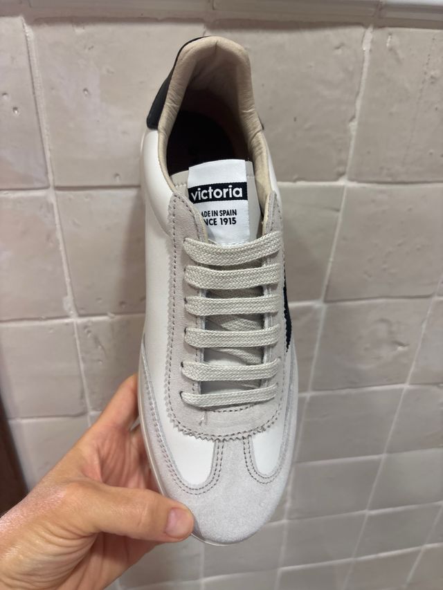 Zapatillas Victoria blancas nº 38 sin estrenar