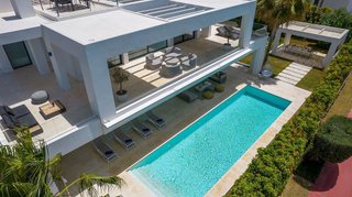 Chalet en alquiler en Los Naranjos en Marbella