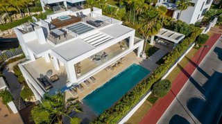 Chalet en alquiler en Los Naranjos en Marbella