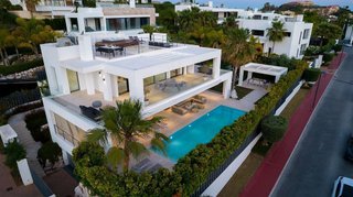 Chalet en alquiler en Los Naranjos en Marbella