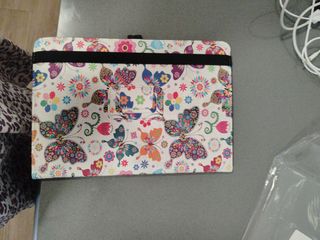 Funda tablet - Mariposas sin estrenar