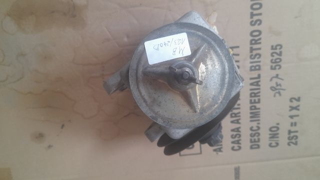 Bomba dirección asistida Mercedes 123/240D