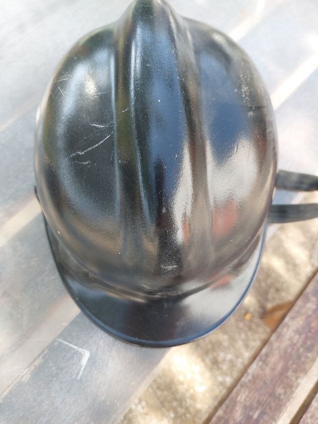 Casco Bombero Antiguo