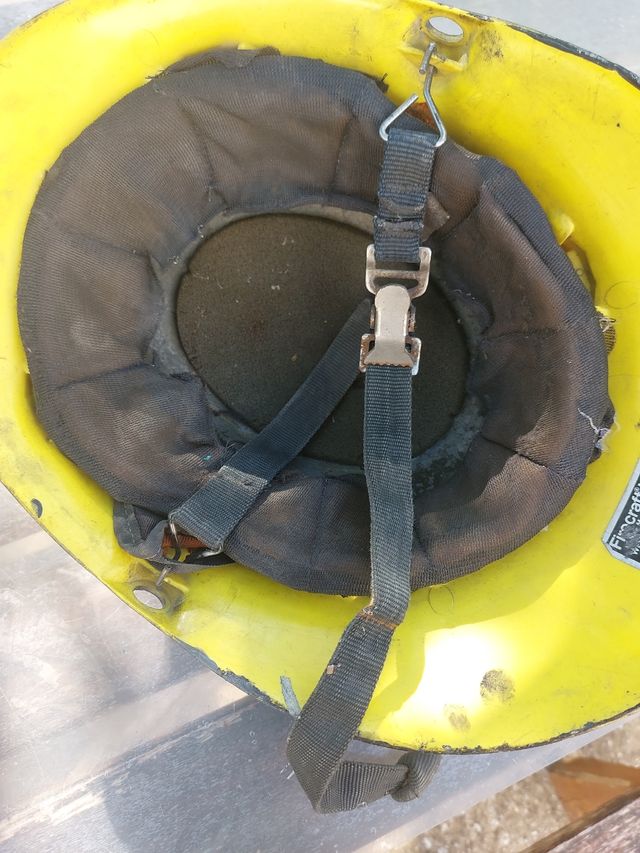 Casco Bombero Antiguo