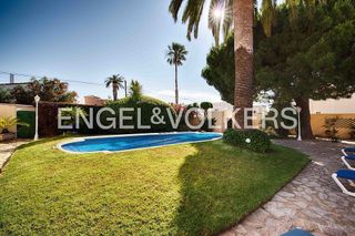 Chalet en venta en Empuriabrava en Castelló d´Empúries