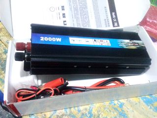 Inversor / convertidor  12V-220V,  2000W